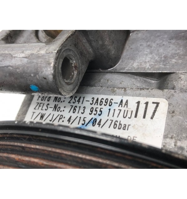 Насос гидроусилителя руля бу для Ford Focus 1 1.6 i,  2004 г.