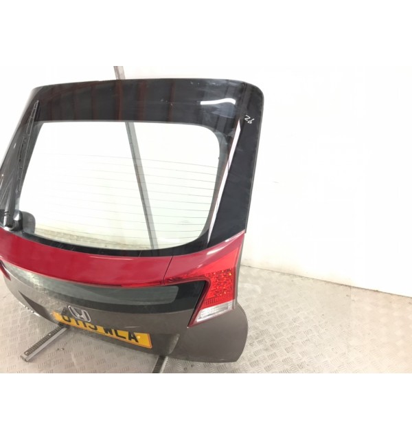 Крышка багажника бу для Honda Civic 9 1.6 D,  2013 г.