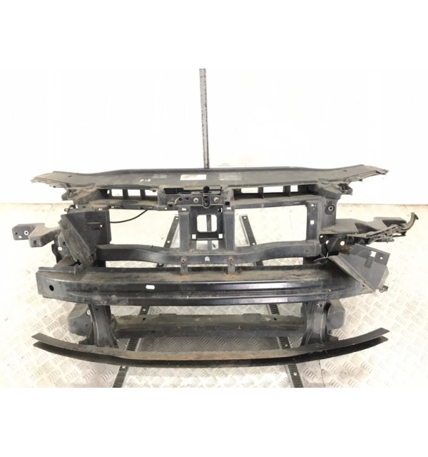 Панель передняя (телевизор) бу для Volkswagen Passat B6 1.9 TDi,  2006 г.