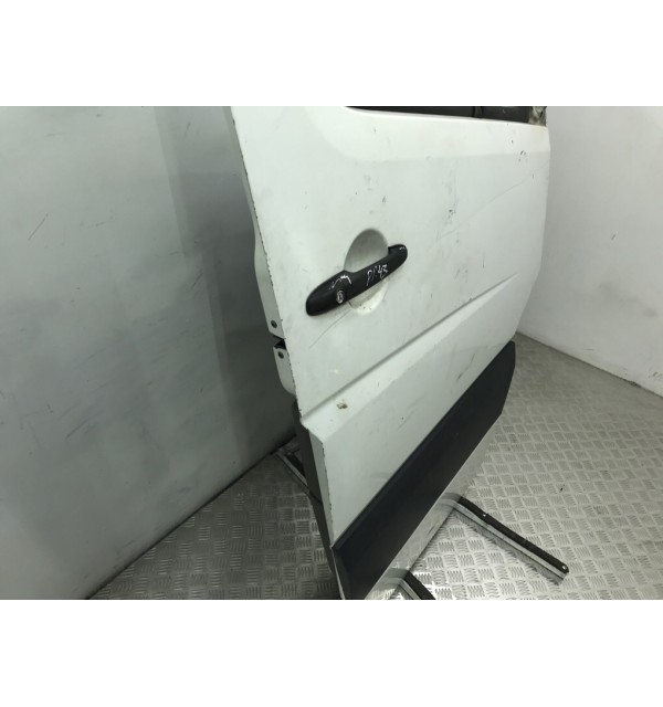 Дверь передняя правая бу для Volkswagen Crafter  2.0 TDi,  2012 г.