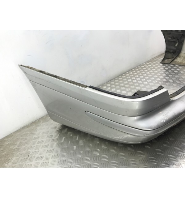 Бампер задний бу для Mercedes C W203 2.2 CDi,  2004 г.