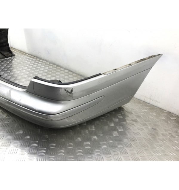 Бампер задний бу для Mercedes C W203 2.2 CDi,  2004 г.