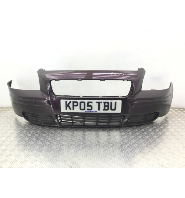 Бампер передний бу для Volvo V50  2.4 i,  2005 г.