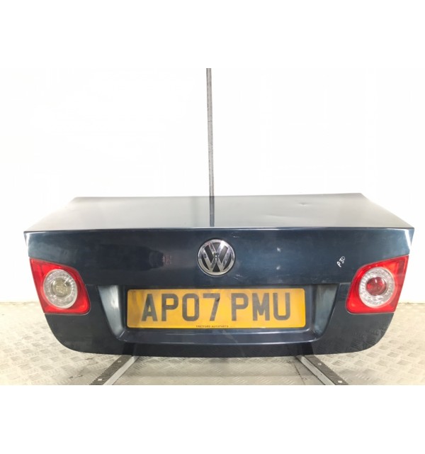 Крышка багажника бу для Volkswagen Jetta 5 2.0 TDi,  2007 г.
