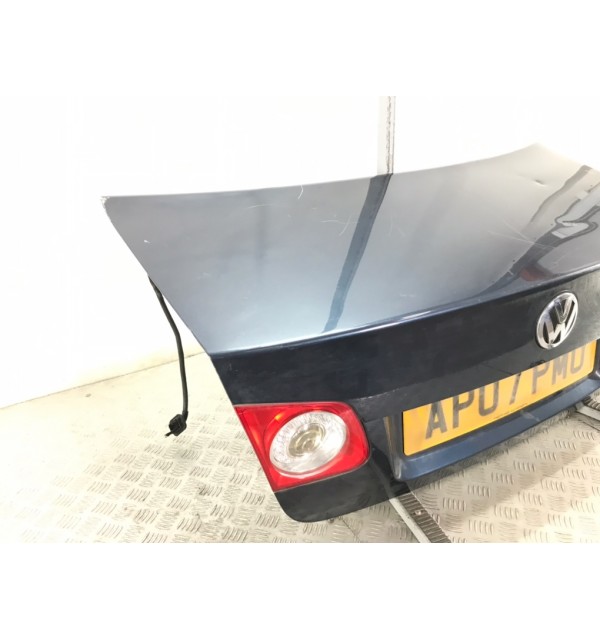 Крышка багажника бу для Volkswagen Jetta 5 2.0 TDi,  2007 г.