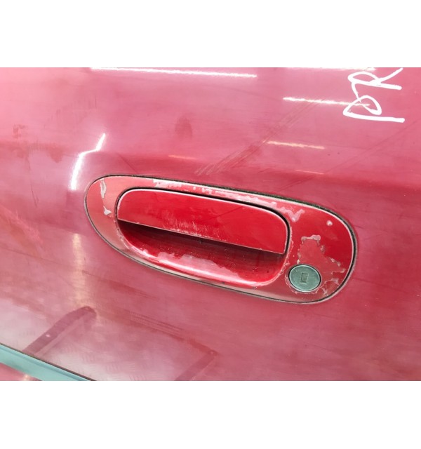 Дверь передняя левая бу для Mitsubishi Space Star  1.3 i,  2000 г.