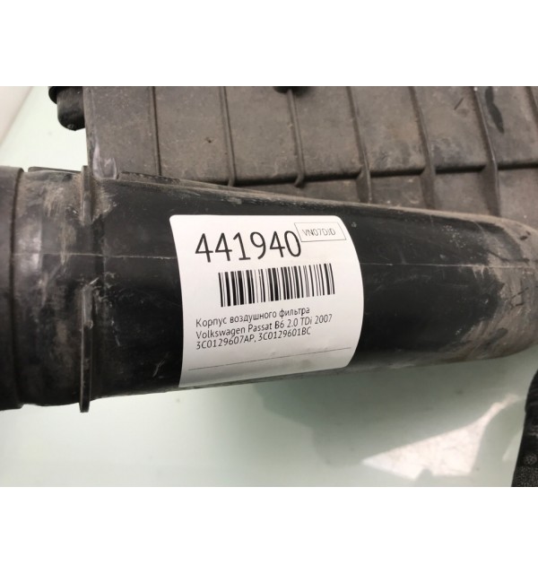 Корпус воздушного фильтра бу для Volkswagen Passat B6 2.0 TDi,  2007 г.