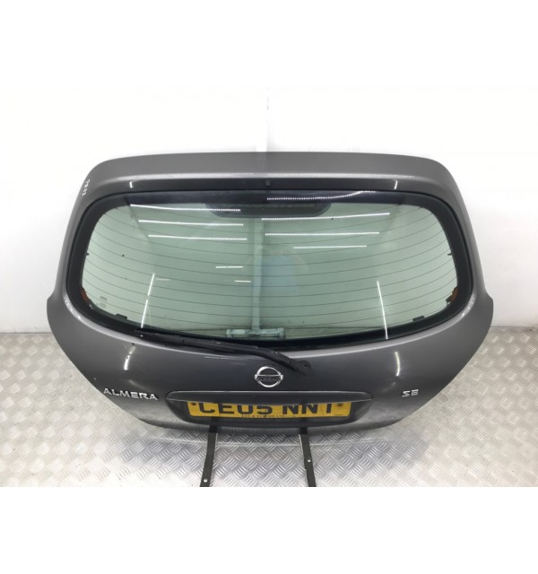 Крышка багажника бу для Nissan Almera N16 1.5 i,  2005 г.