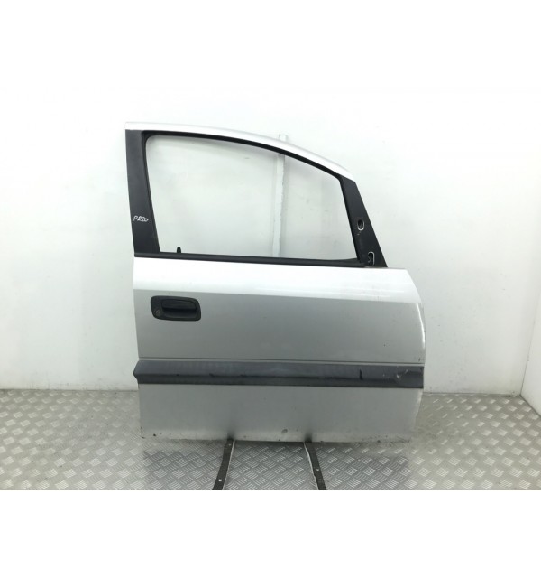 Дверь передняя правая бу для Opel Zafira A 2.0 DTi,  2002 г.