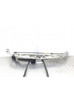 Панель передняя (телевизор) бу для Opel Zafira A 2.0 DTi,  2002 г.