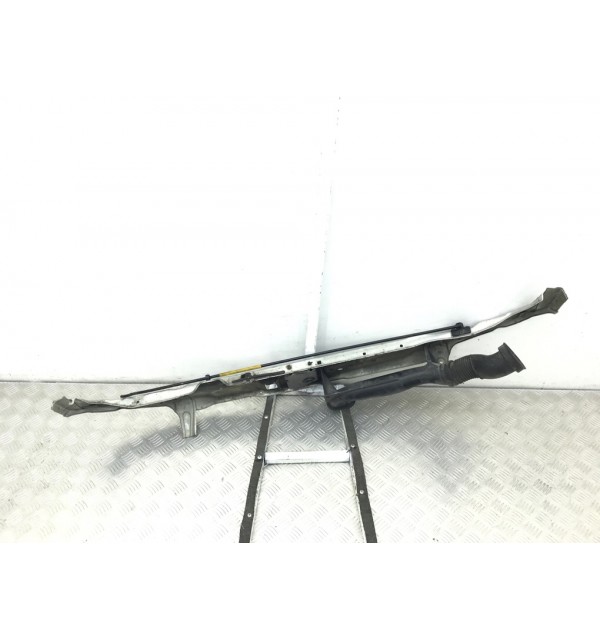 Панель передняя (телевизор) бу для Opel Zafira A 2.0 DTi,  2002 г.