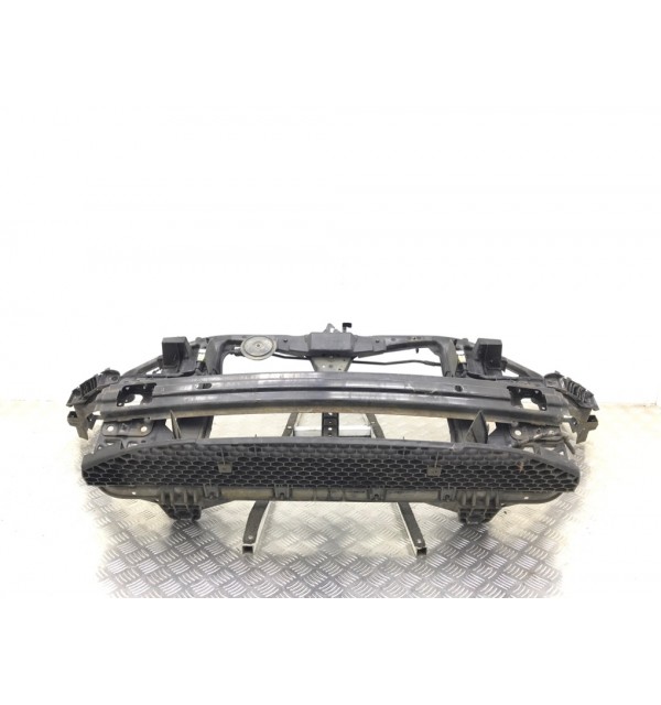 Панель передняя (телевизор) бу для Kia Ceed 1 1.4 i,  2008 г.