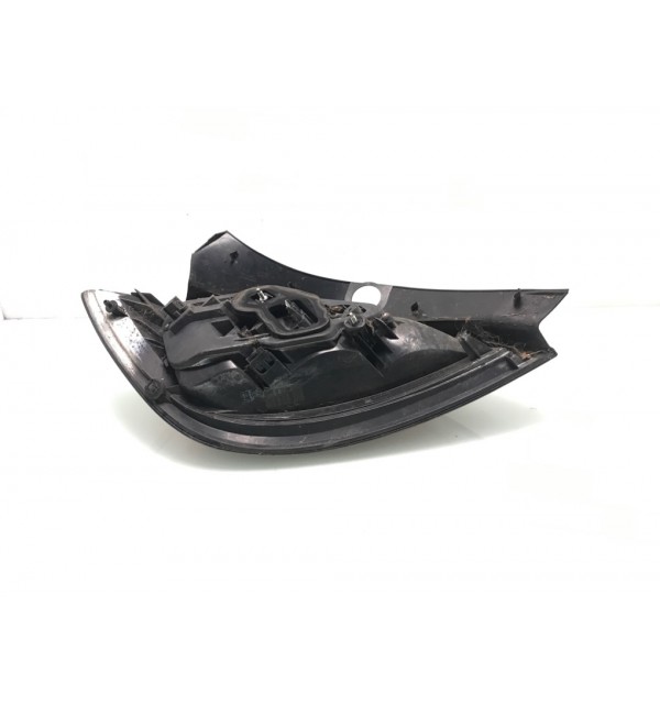 Фонарь задний правый бу для Opel Astra H 1.6 i,  2005 г.