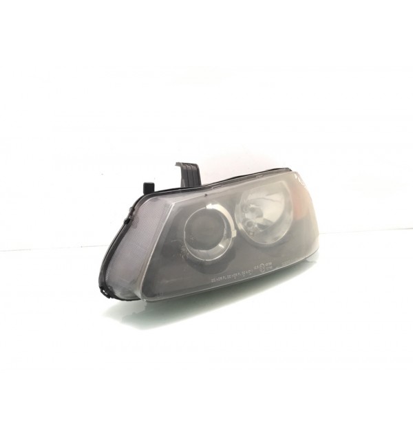Фара левая бу для Nissan Almera N16 1.5 i,  2005 г.