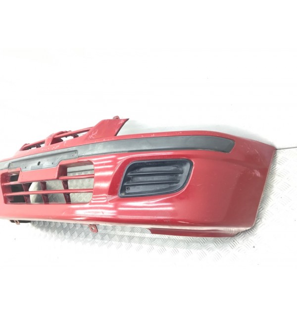 Бампер передний бу для Mitsubishi Space Star  1.3 i,  2000 г.