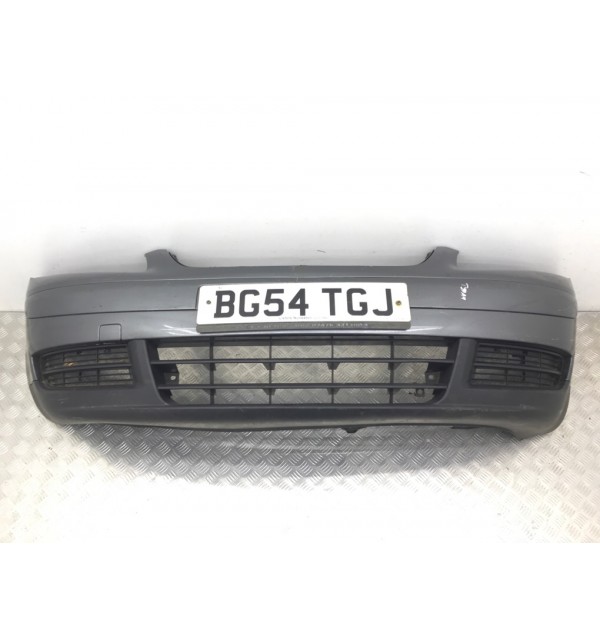 Бампер передний бу для Volkswagen Touran  1.9 TDi,  2010 г.