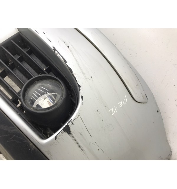 Бампер передний бу для Volkswagen Golf 5 1.9 TDi,  2008 г.