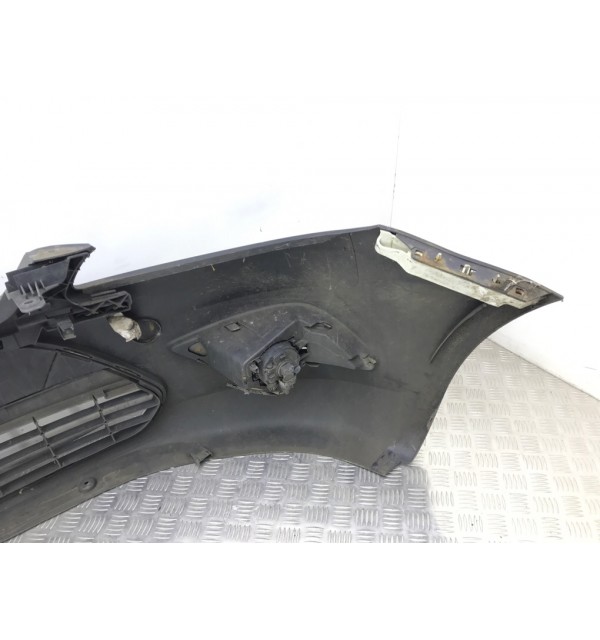 Бампер передний бу для Ford Focus 2 1.6 i,  2009 г.