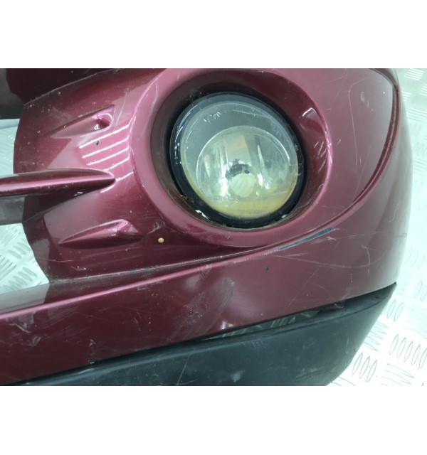 Бампер передний бу для Renault Clio 2 1.2 i,  2003 г.