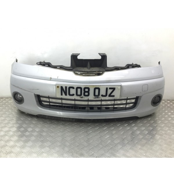 Бампер передний бу для Nissan Note  1.6 i,  2008 г.