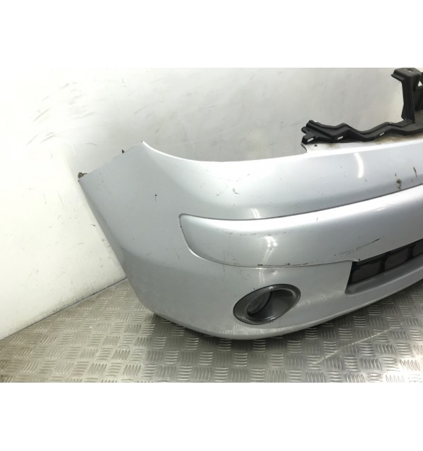 Бампер передний бу для Nissan Note  1.6 i,  2008 г.