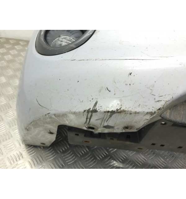 Бампер передний бу для Nissan Note  1.6 i,  2008 г.