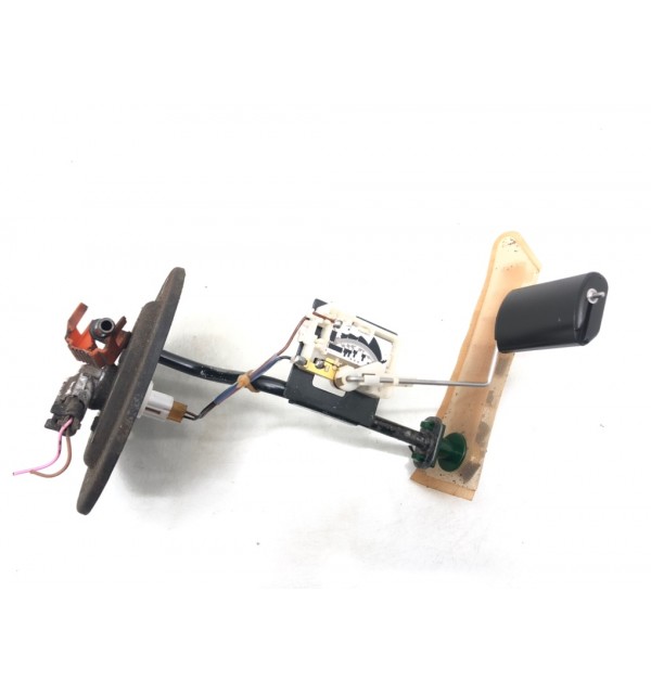 Датчик уровня топлива бу для Hyundai Tucson  2.0 CRDi,  2006 г.