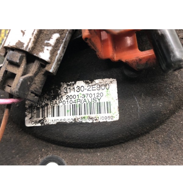 Датчик уровня топлива бу для Hyundai Tucson  2.0 CRDi,  2006 г.