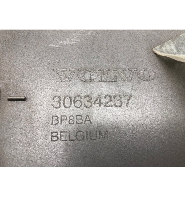Накладка двери (крышки) багажника бу для Volvo S60 1 2.4 D5,  2004 г.