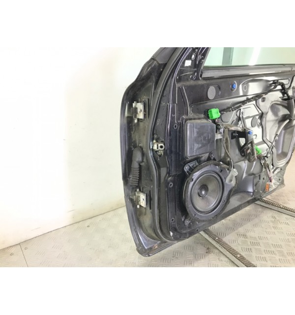 Дверь передняя правая бу для Volvo S60 1 2.4 D5,  2004 г.