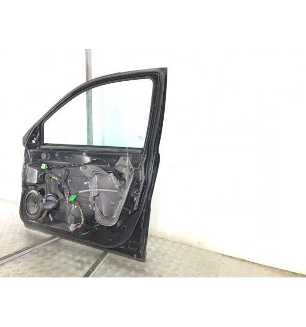 Дверь передняя правая бу для Volvo S60 1 2.4 D5,  2004 г.