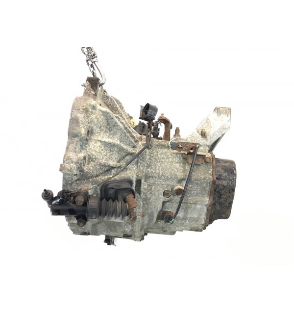 КПП механическая (МКПП) бу для Mazda 3  BK 1.6 i,  2005 г.