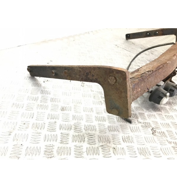 Прицепное устройство (фаркоп) бу для Peugeot 4007  2.2 HDi,  2009 г.
