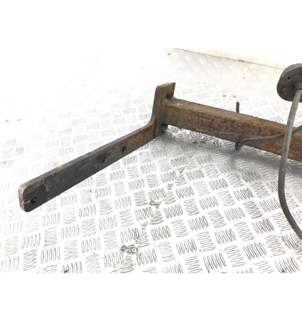 Прицепное устройство (фаркоп) бу для Peugeot 4007  2.2 HDi,  2009 г.