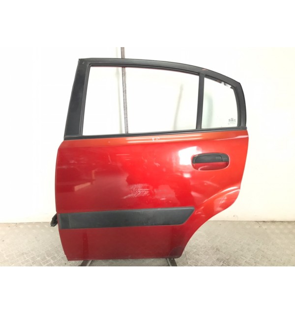 Дверь задняя левая бу для Kia Rio 2 1.5 CRDi,  2006 г.