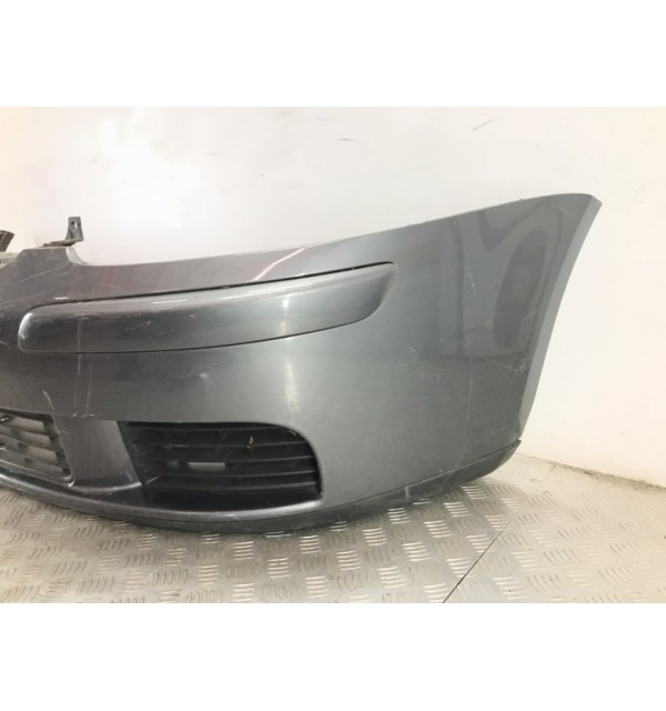 Бампер передний бу для Volkswagen Golf 5 1.9 TDi,  2007 г.