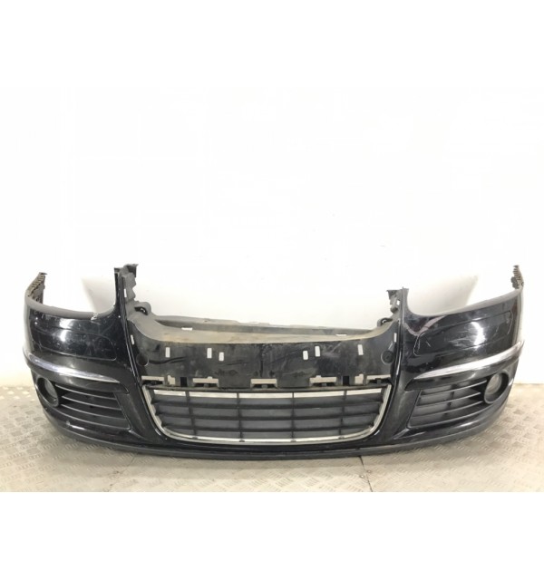 Бампер передний бу для Volkswagen Golf 5 2.0 TDi,  2008 г.