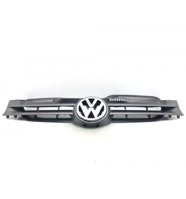 Решетка радиатора бу для Volkswagen Golf 5 1.9 TDi,  2007 г.