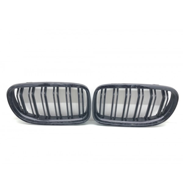Решетка радиатора бу для BMW 3 E90/E91/E92/E93 2.0 TD,  2012 г.