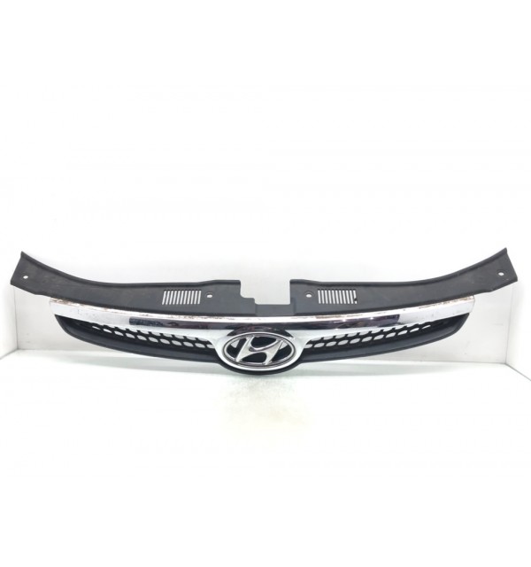 Решетка радиатора бу для Hyundai i30 1 1.4 i,  2009 г.
