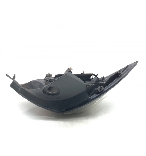 Фонарь задний правый бу для Opel Astra H 1.6 i,  2006 г.