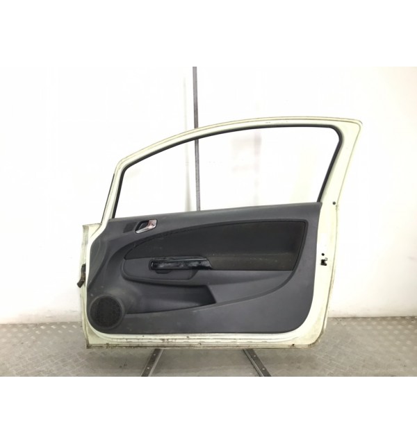 Дверь передняя правая бу для Opel Corsa D 1.2 i,  2011 г.