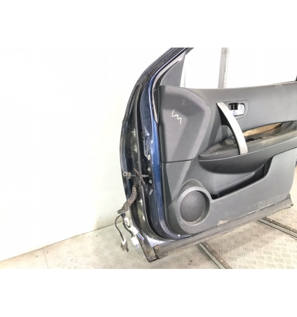 Дверь передняя правая бу для Nissan Qashqai+2 1 1.5 DCi,  2009 г.