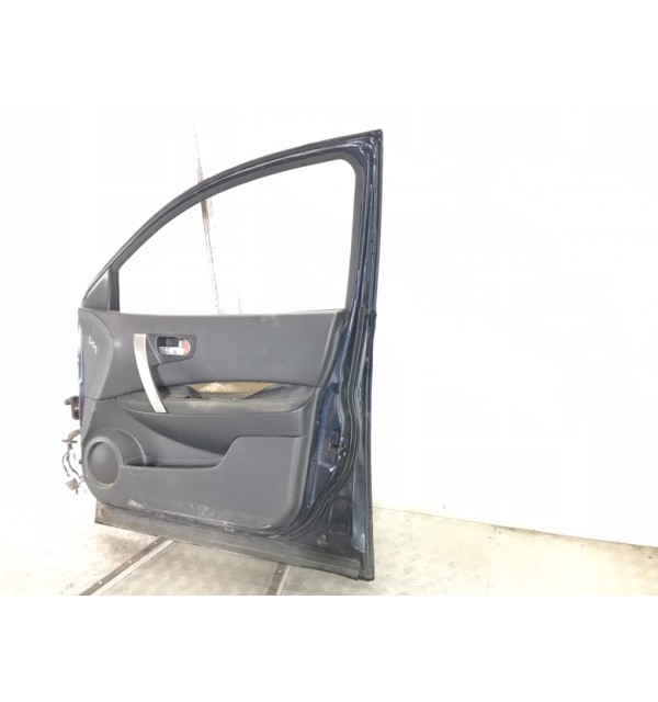 Дверь передняя правая бу для Nissan Qashqai+2 1 1.5 DCi,  2009 г.