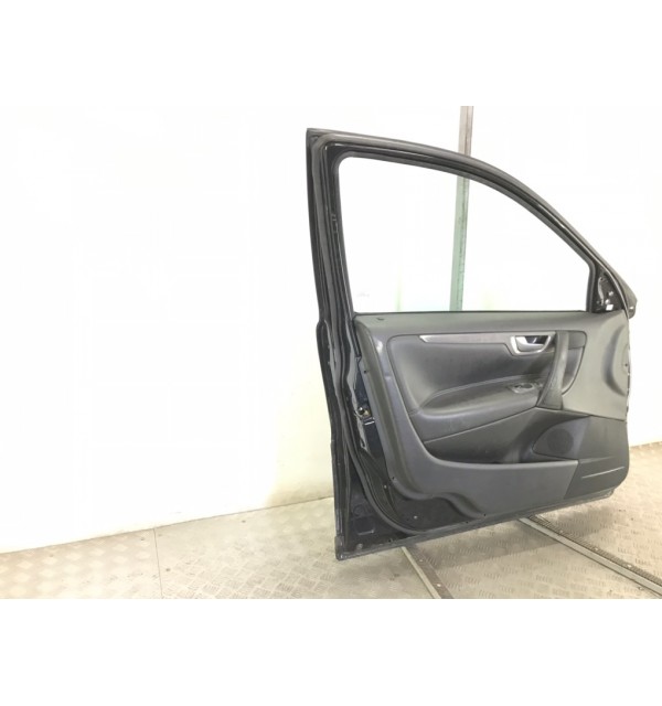 Дверь передняя левая бу для Volvo S60 1 2.4 D5,  2004 г.