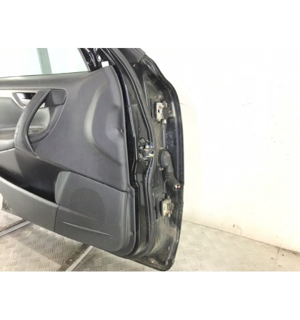Дверь передняя левая бу для Volvo S60 1 2.4 D5,  2004 г.