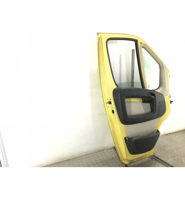 Дверь передняя левая бу для Peugeot Boxer 2 2.2 HDi,  2011 г.