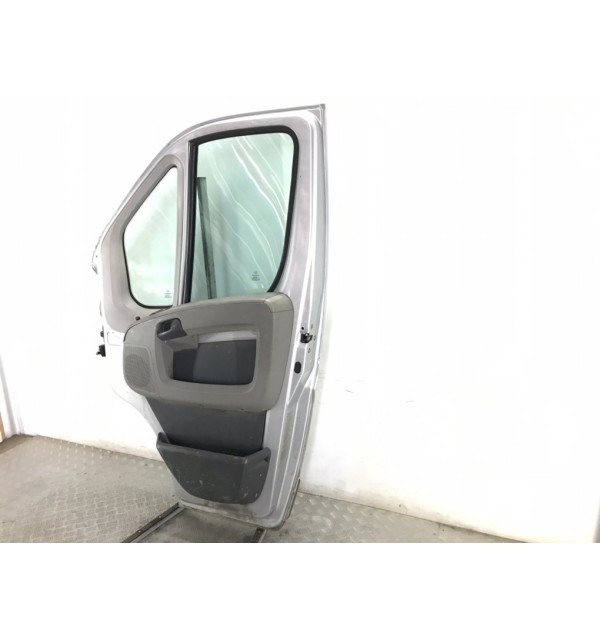 Дверь передняя правая бу для Citroen Jumper 2 2.2 HDi,  2008 г.