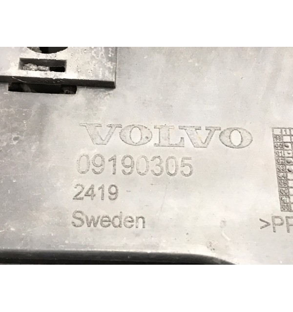 Бампер передний бу для Volvo V70 2 2.4 Ti,  2002 г.