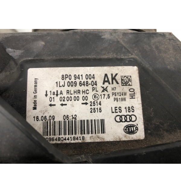 Фара правая бу для Audi A3 8P 1.4 TFSI,  2009 г.